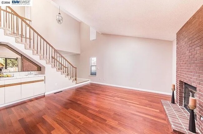 Photo - 7816 Gate Way Townhome