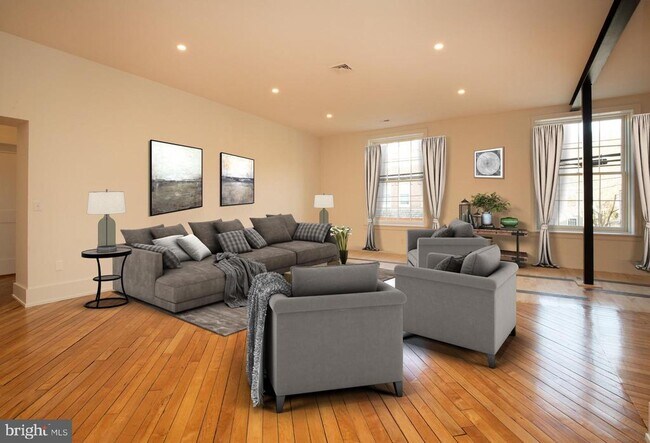 Photo - 71 S Main St Unit 201