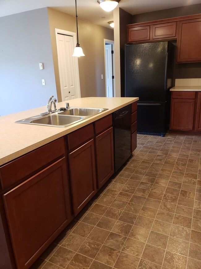 Photo - Two Bedroom Condo In Cordata Neighborhood Unit 201