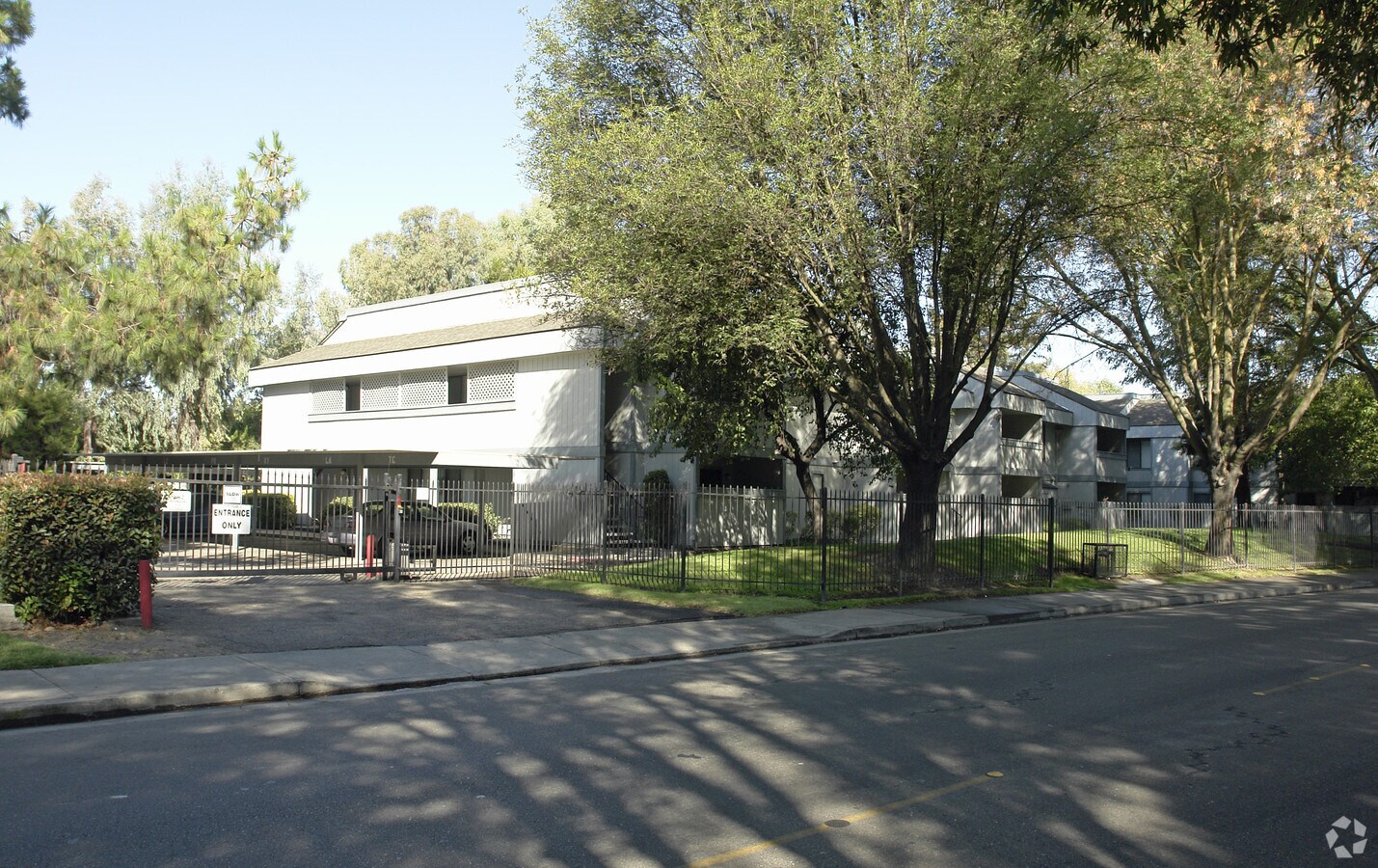 Plymouth Bay Apartments - Plymouth Bay Apartments