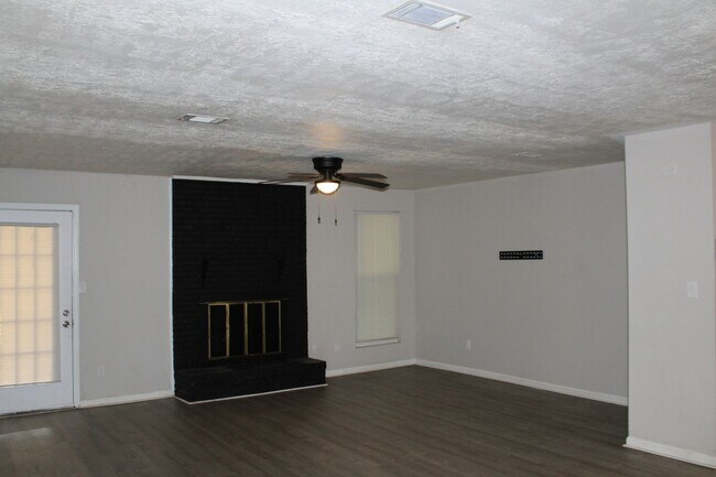 3109 Jennifer Ct