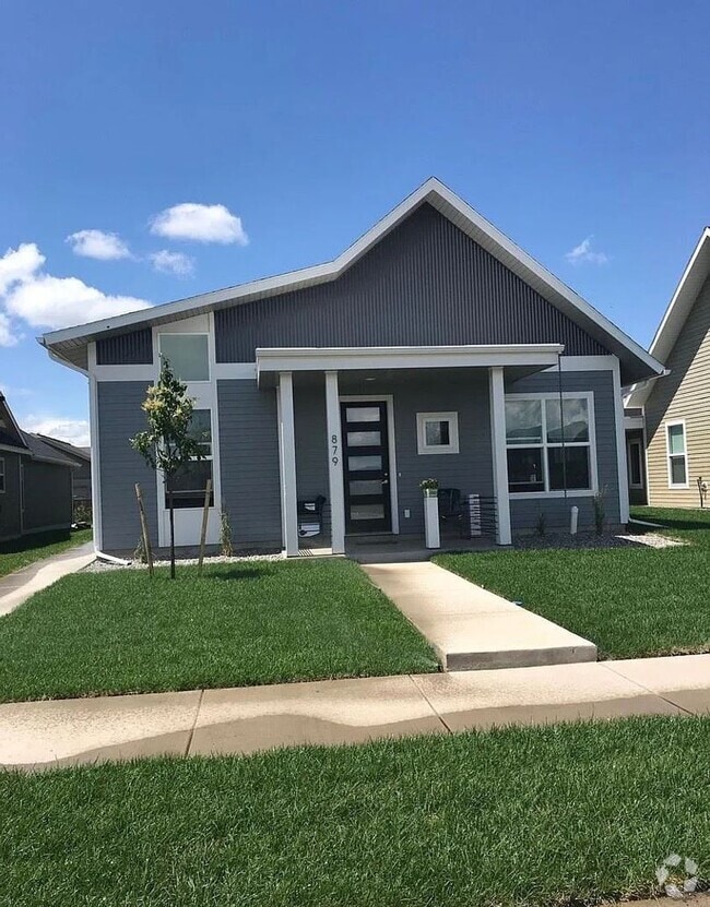Building Photo - 877-879 S Cottonwood Rd Unit 879 Cottonwood Road Rental