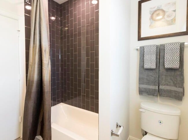 Photo - 346 Eado Park Cir