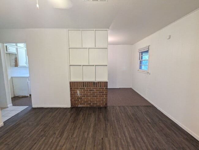 Photo - Cozy 3/1 Brick Home