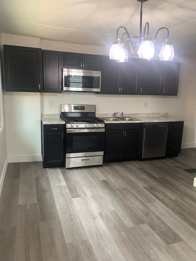 Photo - 419 Carothers Ave Unit Apt 1