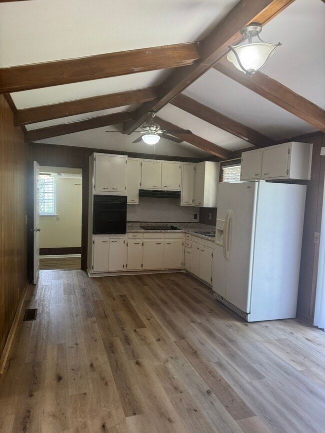 Photo - 3004 Lytle Dr