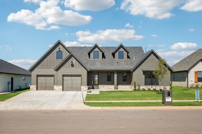 New construction in Yukon's Crestone Ridge - New construction in Yukon's Crestone Ridge Casa