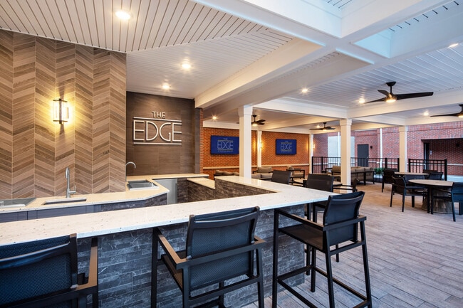 The Edge at Raritan Heights