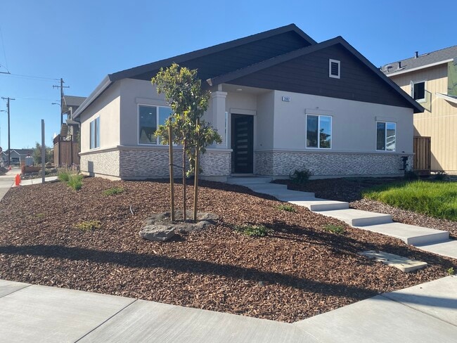 Photo - 2002 Camino del Prado