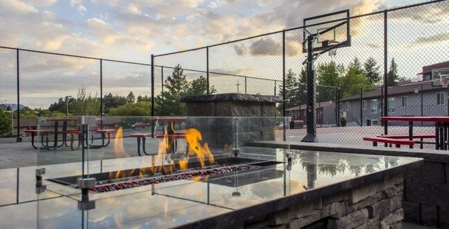 Photo - Cougar Ridge Apartments