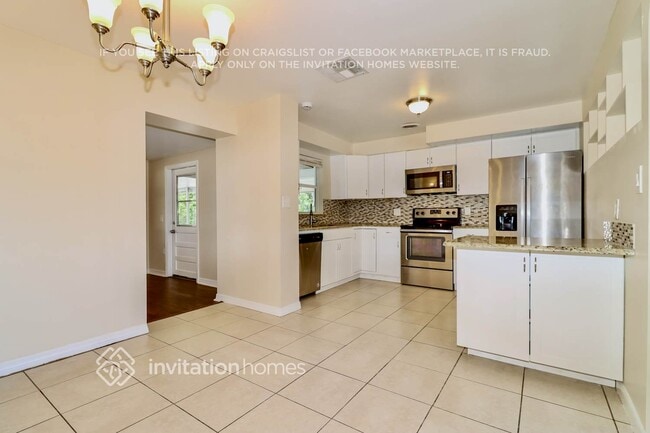 Photo - 11018 102nd Ave N