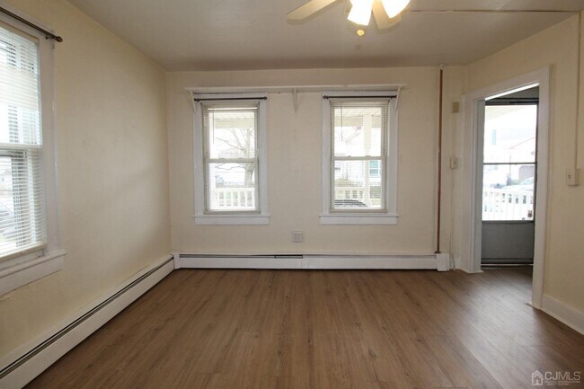 Photo - 17 Clay St Unit A