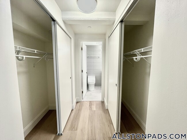 Photo - 1079 Commonwealth Ave Unidad 451