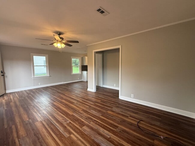 Photo - 119 Starlite Dr