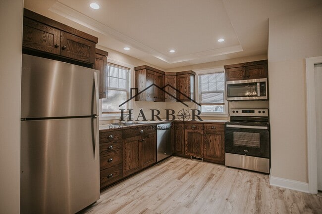 Building Photo - 107 1st St NW Rental