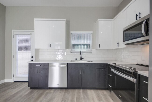 The Pointe  Apartments
