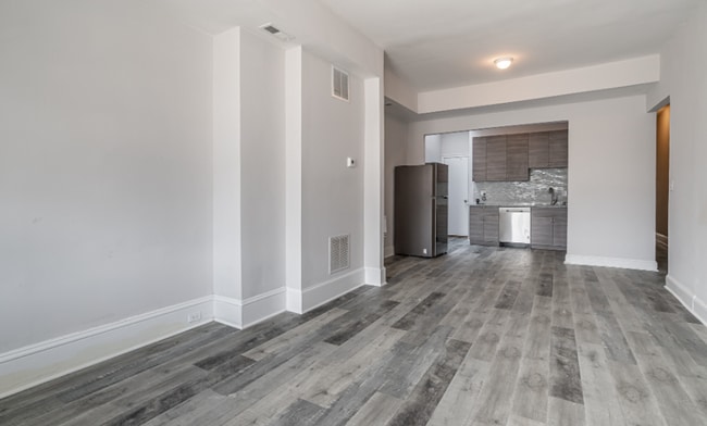 Photo - 4249 Leidy Ave