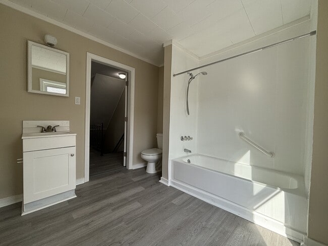 53 S Park St Unit 2