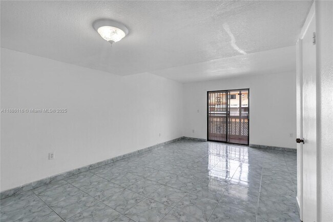 Photo - 2261 W 53rd St Unit 13