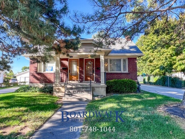 Photo - 2247 E Lambourne Ave Unit 2249 Lambourne Ave