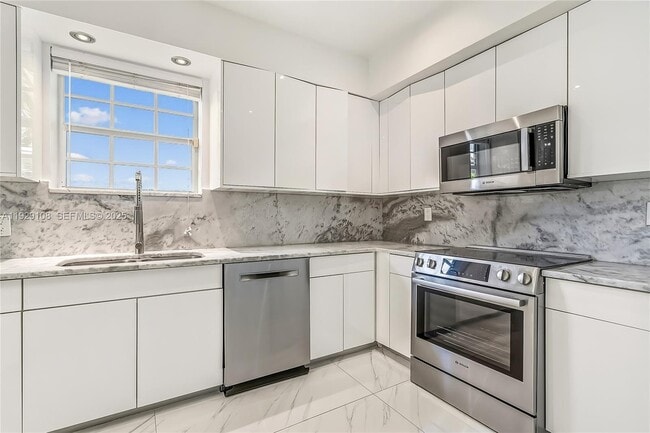 Photo - 345 Fairway Dr