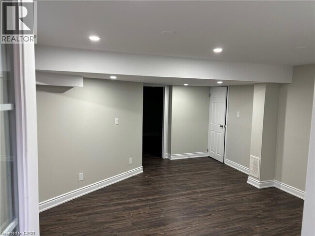 Photo - 3 Westview Crescent