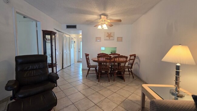 Photo - 2900 NW 46th Ave Unit 213