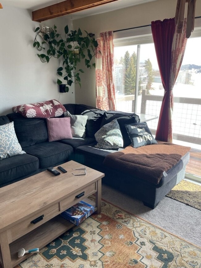 Photo - Yacht Club Condo - Great 3 Bedroom/2 Bath Unit w/Lake Access