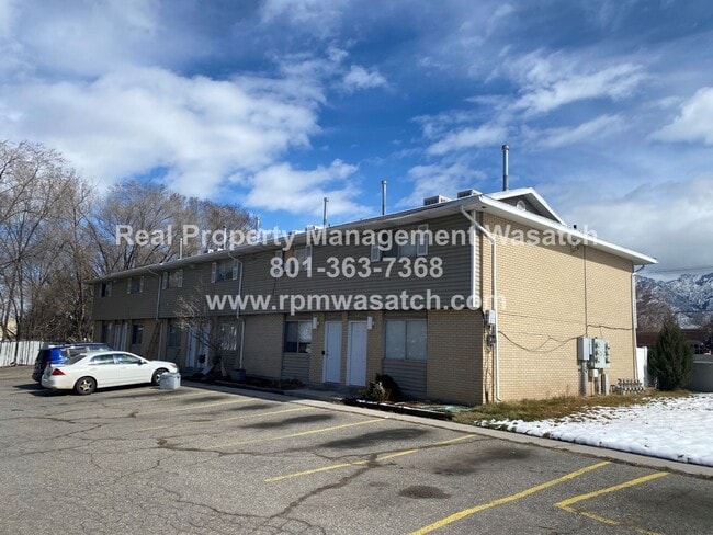 Building Photo - Check Out This Charming 3 Bedroom 1.5 Bathroom Condo in Midvale Ut!