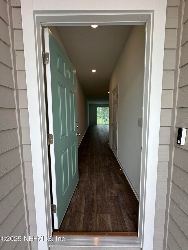 Photo - 634 Celtic dr