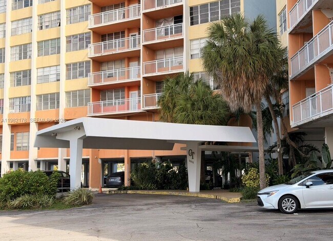 Photo - 2025 NE 164th St Unit 803