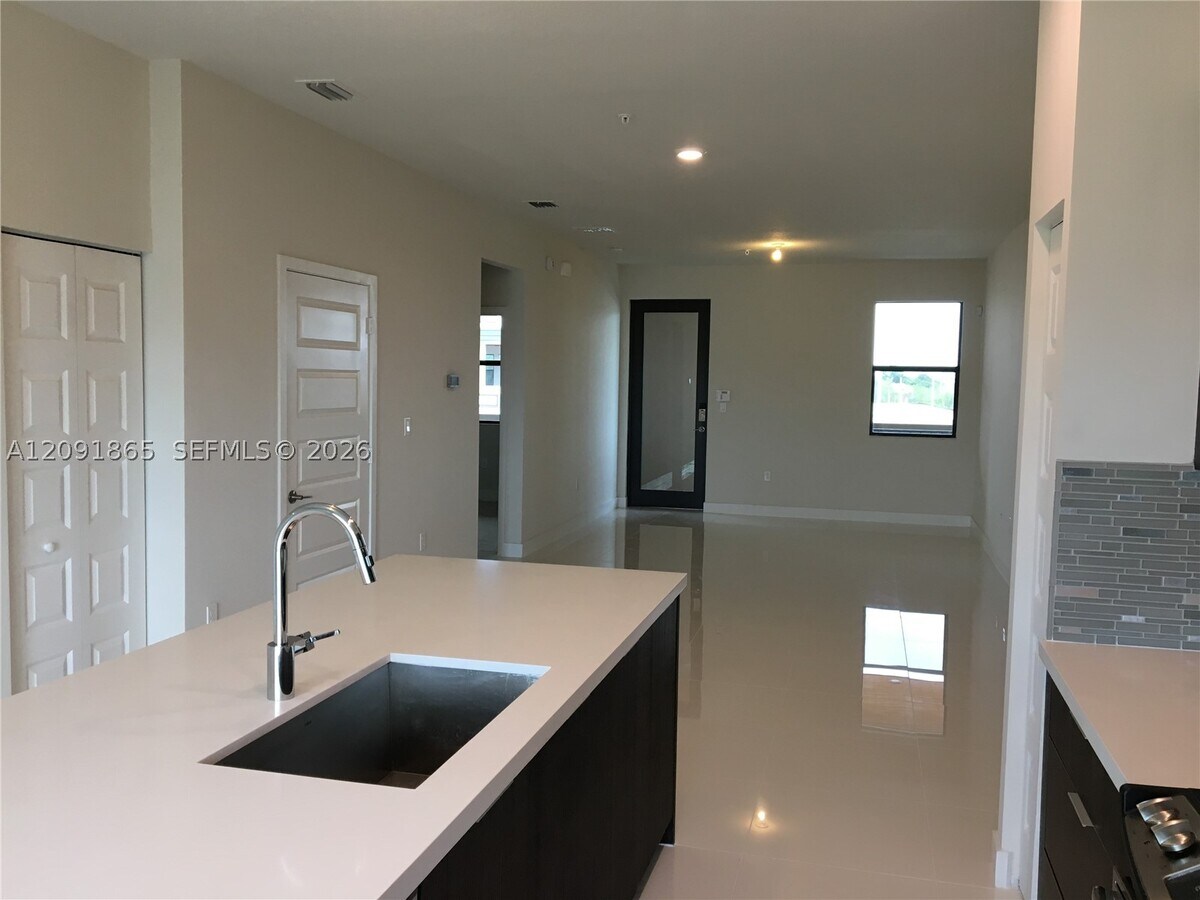Photo - 7805 NW 104th Ave Unit 32