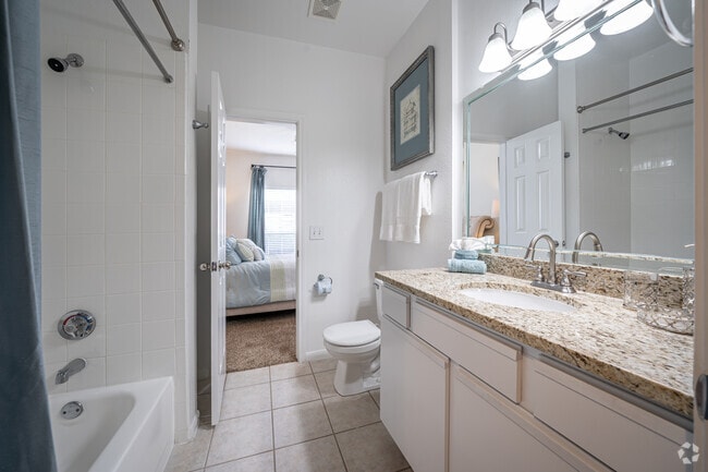 2HAB, 2BA - 1,060 ft² - Park at Fairmont