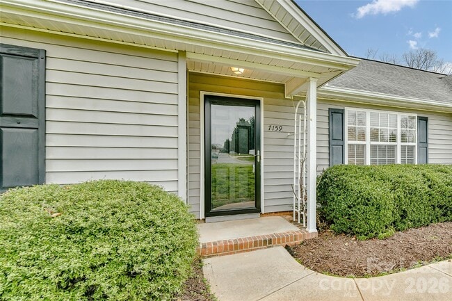 Photo - 7159 Marlin St