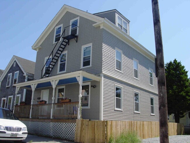 Photo - 15 Carey St Unit 2