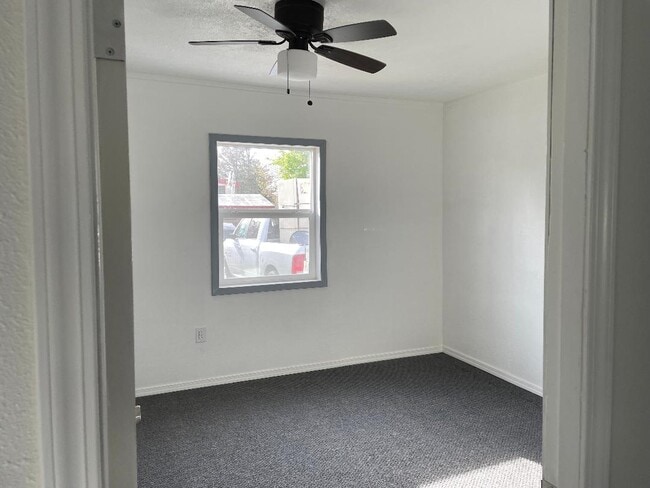 Photo - 1106 N 60th Ave