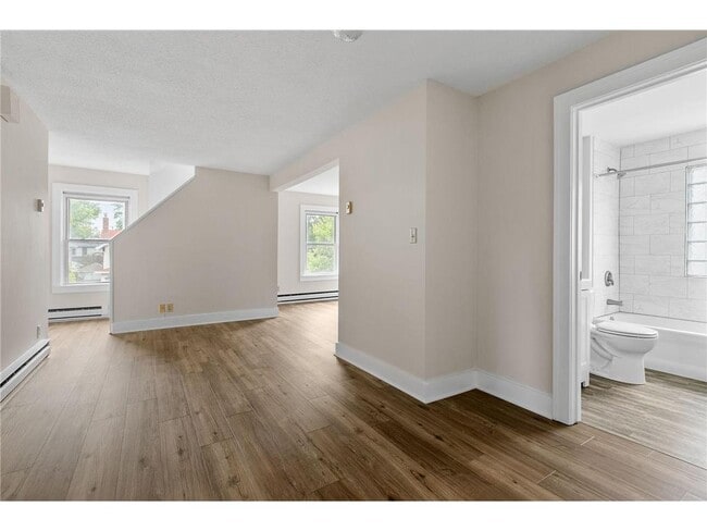 Photo - 2610 Dupont Ave S