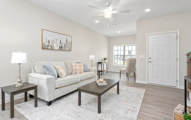 Building Photo - 3738 S Mebane St Unit 3738