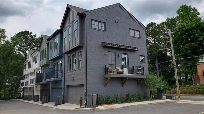 Photo - 117 Chestnut Cir