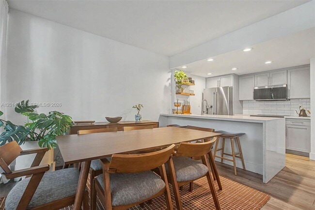 Photo - 3162 Bird Ave
