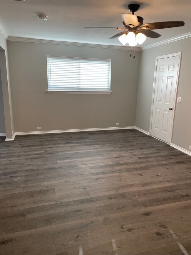 Photo - 807 Rush Creek Dr