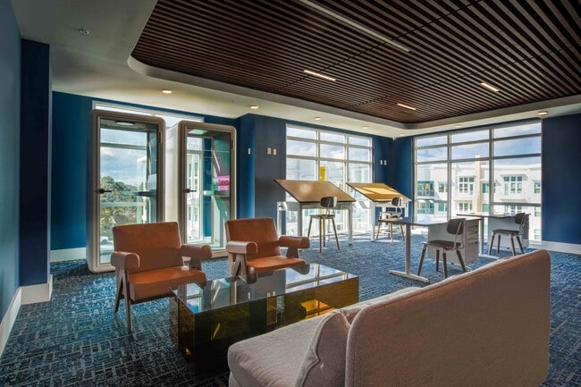 Co Working Lab Cirrus Apartments