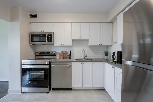 40 Delisle Apartments