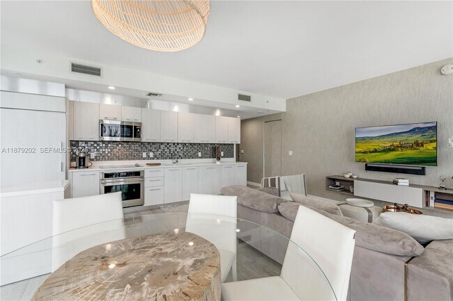 Photo - 55 SW 9th St Unit 4001