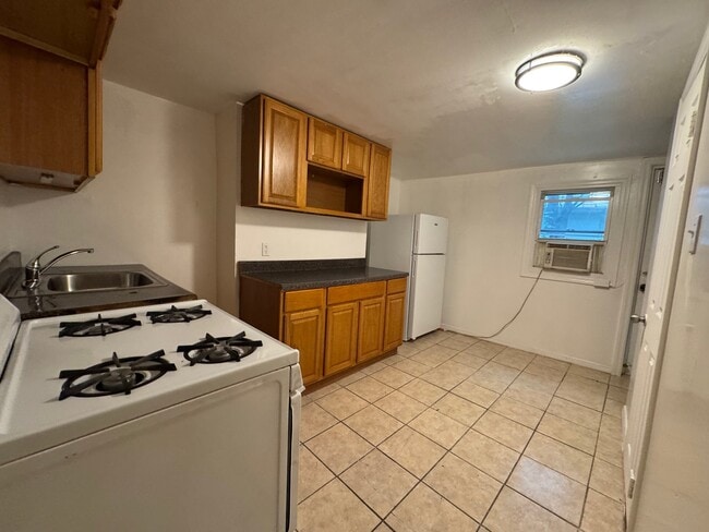 Photo - 860 Herkimer St Unit 1