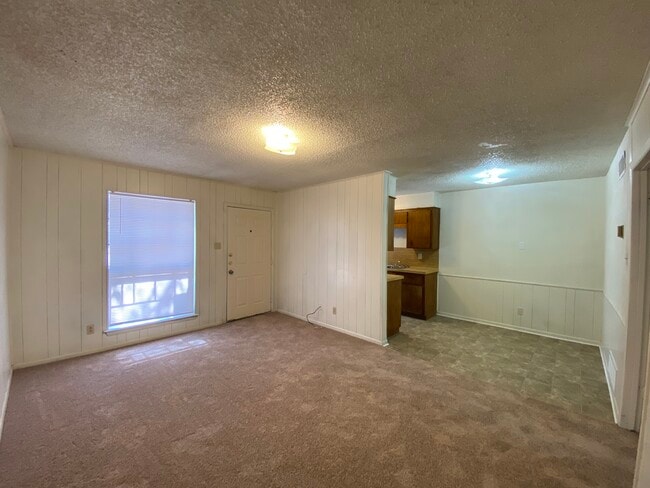 Photo - 1105 Parmer Ave Unit 2
