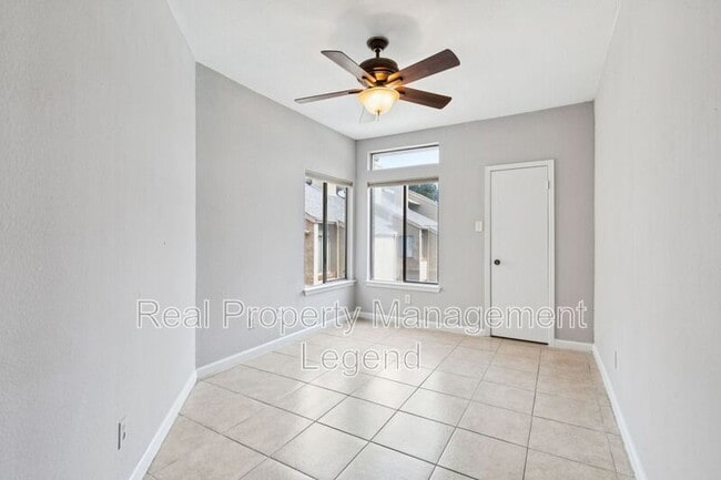 Photo - 5550 Spring Valley Rd