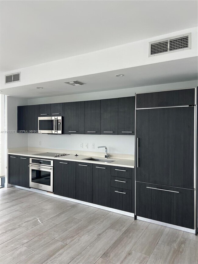 Photo - 55 SW 9th St Unit 3406