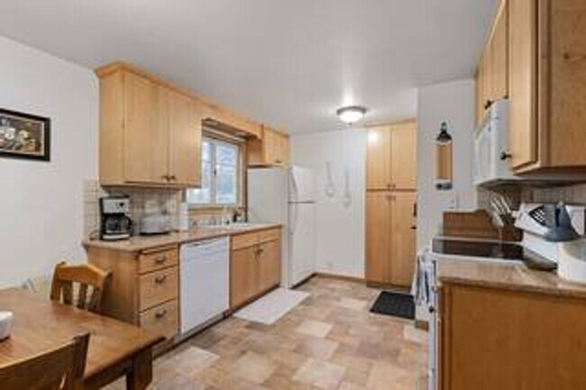 Photo - Elm Street Duplex Unit 1