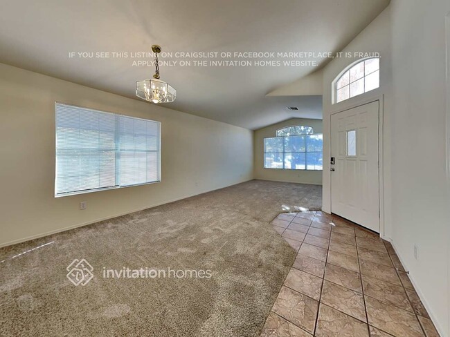 Photo - 9726 W Tonopah Dr House
